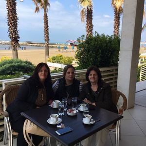 Meet your Posher, Lela